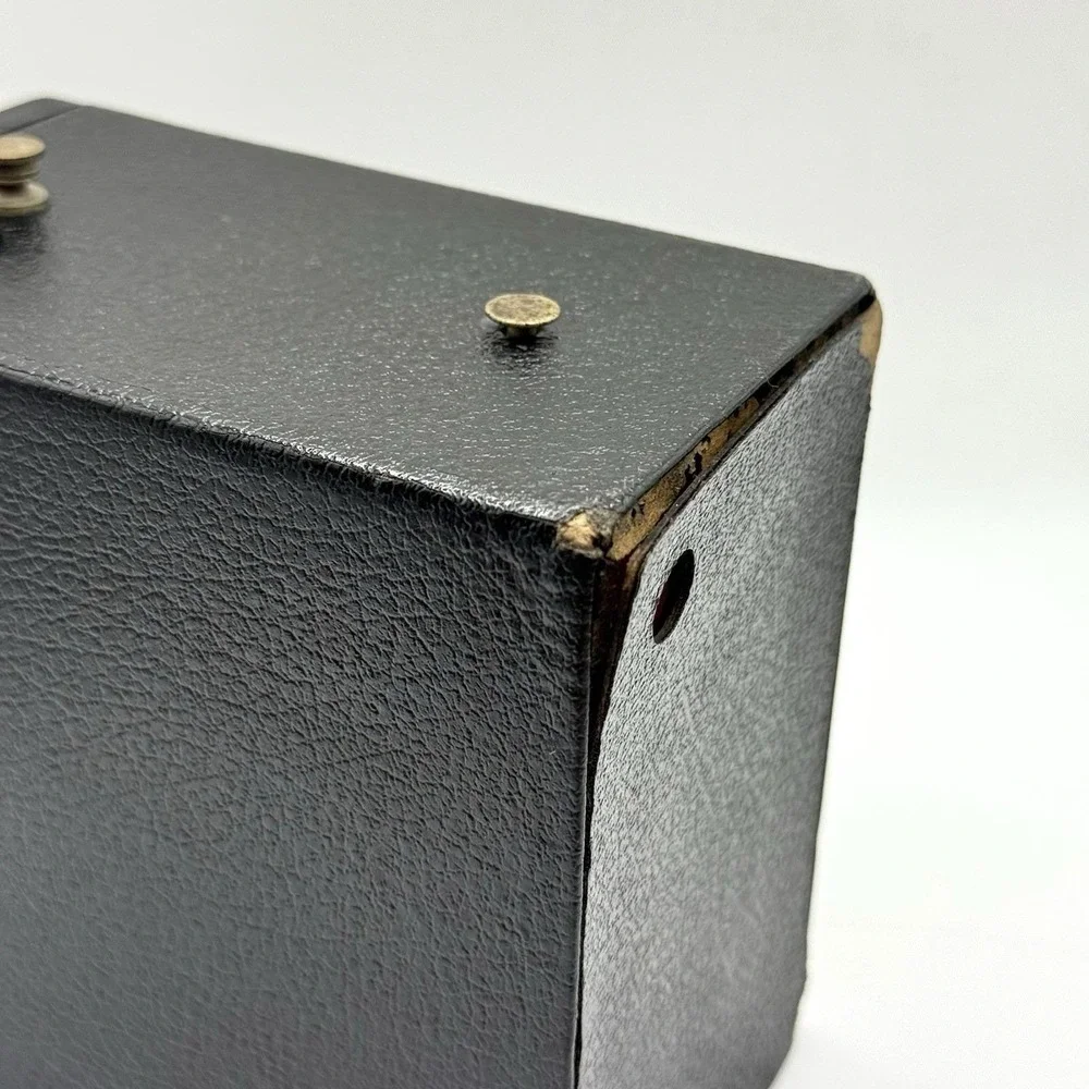 VTG Kodak Six-16 Brownie Junior Box Camera Art Deco USA 1930s‎ Untested